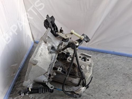 Gearbox CITROËN C4 CACTUS 1.2 VTi 82 | BP29615761M3 - Image 4