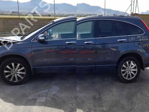 Brugte HONDA CR-V III (RE_) 2.0 i-VTEC 4WD (RE5, RE2) (150 hp) 4482100