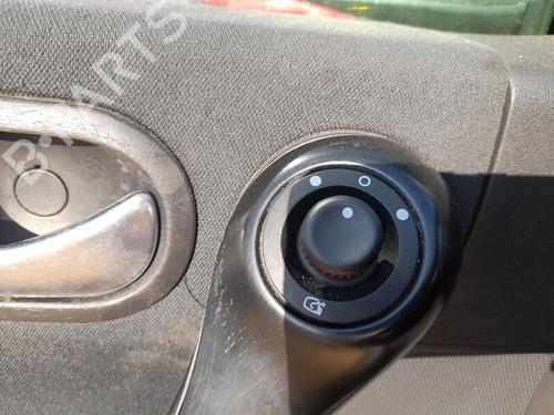 Used Mirror switch RENAULT MEGANE II Estate (KM0/1_) 1.5 dCi (KM1F) (86 hp) 27591485
