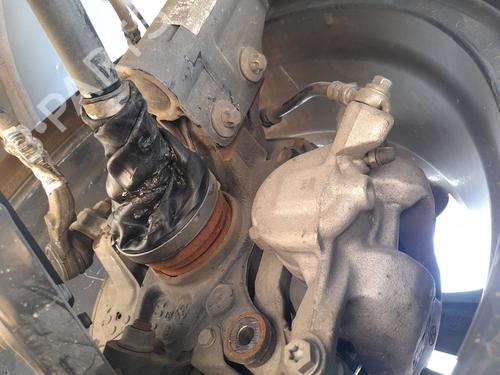 Used Left front steering knuckle PEUGEOT 3008 II SUV (MC_, MR_, MJ_, M4_) 1.5 BlueHDi 130 (131 hp) 26891365