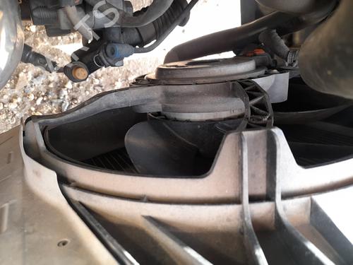 Used Radiator fan CITROËN C3 III (SX) 1.2 VTi 82 (82 hp) 30935170