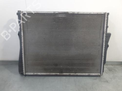 Used Water radiator Water radiator 37426892 37426892