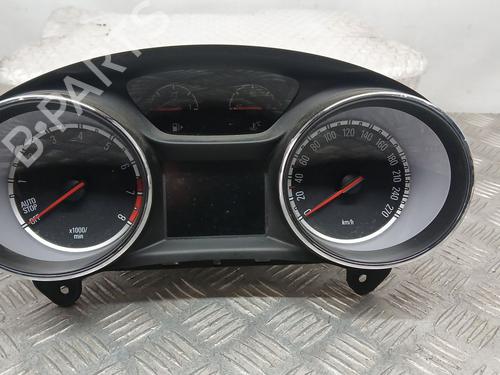 Used Instrument cluster OPEL ASTRA K (B16) 1.4 Turbo (68) (150 hp) 24621901