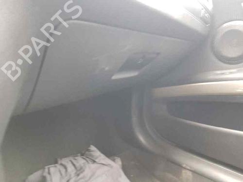 Handskerum BMW 3 (E90) 318 d (143 hp) 23956930
