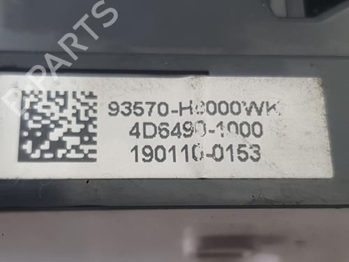 Left front window switch KIA STONIC (YB) 1.0 T-GDi | BP37216771I27  - Image 5