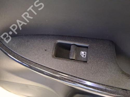 Used Right rear window switch Right rear window switch 38270446 38270446