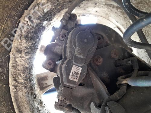 Used Left rear brake caliper Left rear brake caliper 37218228 37218228