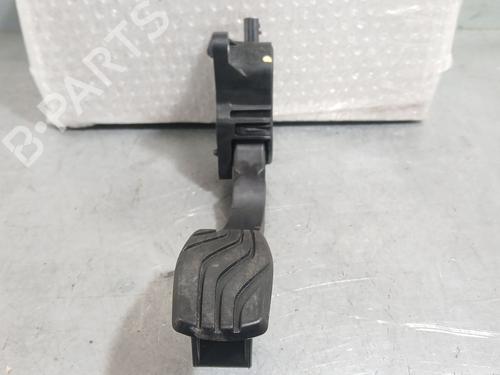pedal-dacia-sandero-iii-2021-34628452 main image