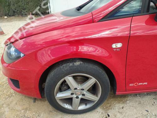 Used Left front fenders SEAT LEON (1P1) 1.2 TSI (105 hp) 24842174