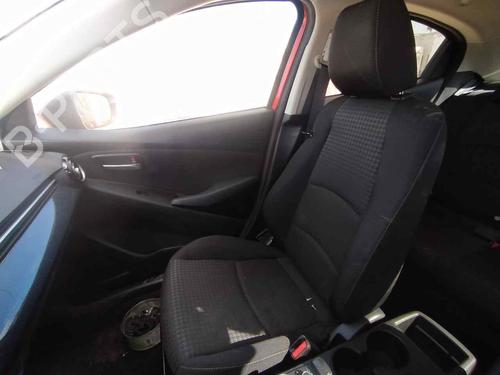Sæde højre fortil MAZDA 2 Hatchback (DL, DJ) 1.5 SKYACTIV-G (90 hp) 24676181
