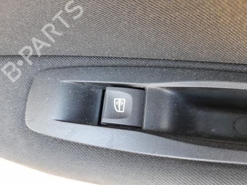 Used Right rear window switch RENAULT MEGANE IV Grandtour (K9A/M/N_) 1.5 Blue dCi 115 (K9A6) (116 hp) 30083383