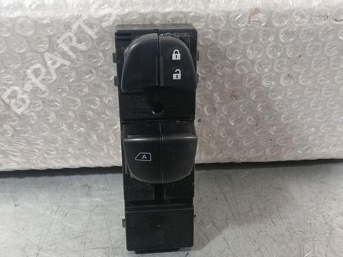 left-front-window-switch-nissan-micra-v-k14-2016-36646853 main image