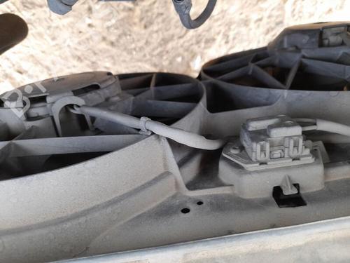 Køleventilator elektrisk FORD FOCUS I Turnier (DNW) 1.6 16V (100 hp) 28301880
