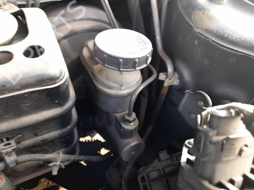 Used Brake master cylinder NISSAN PRIMERA Hatchback (P11) 2.0 TD (90 hp) 31014938