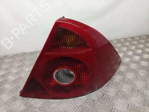 right-taillight-ford-mondeo-iii-b5y-9el17155802-2000-2001-2002-2003-2004-2005-2006-2007-10757007 main image