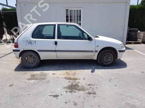 Right headlight PEUGEOT 106 II (1A_, 1C_)  | BP13752038C29 