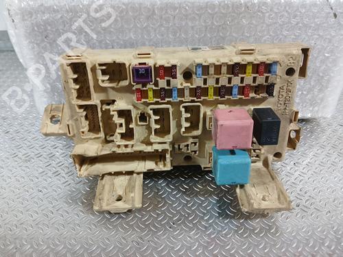 Used Fuse box Fuse box 37242585 37242585