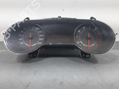 Used Instrument cluster Instrument cluster FIAT TIPO Estate (356_, 357_) 1.4 (356WXA1B) (95 hp) 32028383 32028383