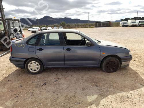 Left front indicator SEAT CORDOBA (6K1, 6K2) 1.9 TD | BP30152257C32