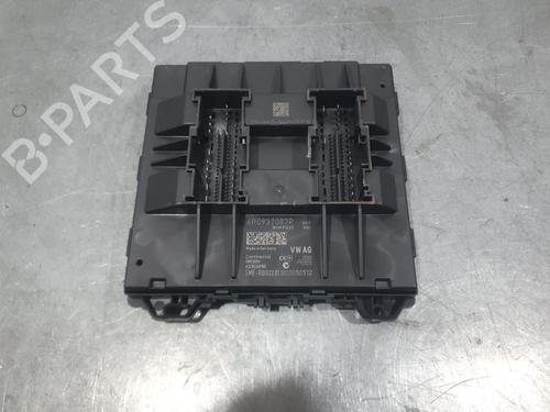 Used Fuse box Fuse box SEAT TOLEDO IV (KG3) 1.6 TDI (90 hp) 33963832 33963832
