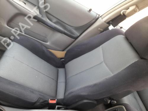Siège avant droit MAZDA 323 F VI Hatchback (BJ) 1.6 (BJ10M) (98 hp) 28189639