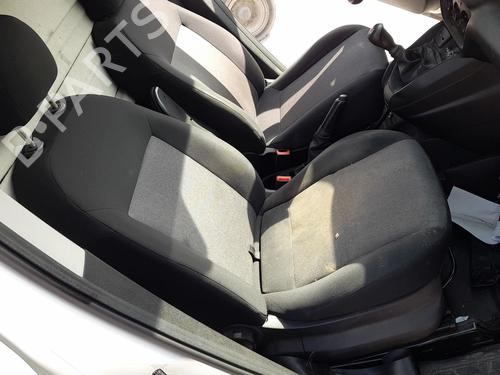 Used Right front seat Right front seat FIAT DOBLO Cargo (263_) 1.3 D Multijet (263WXU1A, 263ZXU1A, 263WYB1A, 263ZYB1A) (95 hp) 33618680 33618680