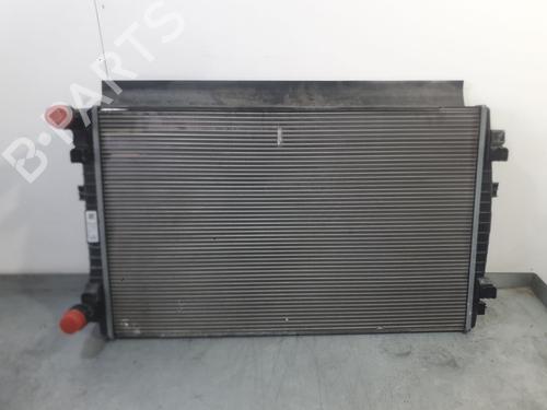 Used Water radiator Water radiator 37216960 37216960