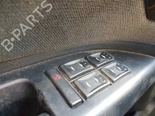 Used Left front window switch FORD MONDEO III Saloon (B4Y) [2000-2007]  20662425