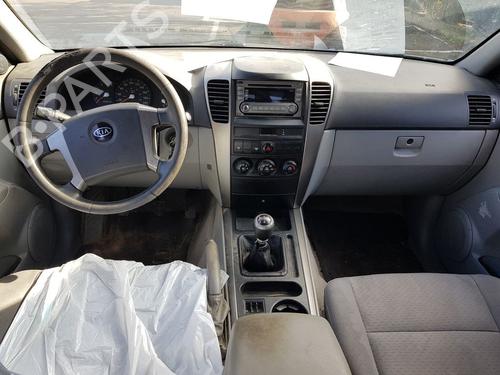 Right front fog light KIA SORENTO I (JC) 2.5 CRDi 4WD | BP8519370C31