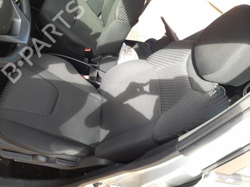 Used Left front seat MAHINDRA KUV100 (K1) 1.2 VVT (87 hp) 30153958