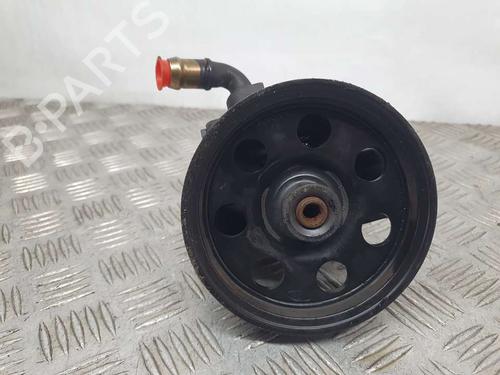 Used Steering pump FORD FOCUS I (DAW, DBW) [1998-2009]  17903648