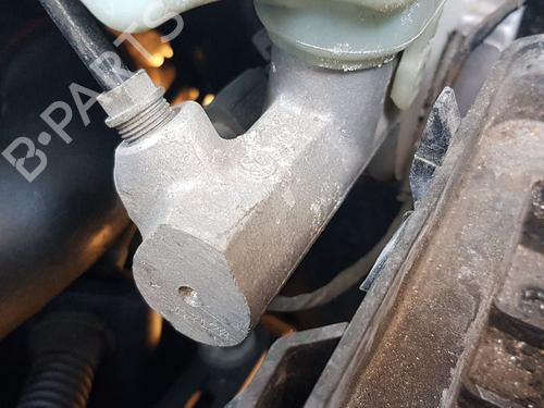 Used Brake master cylinder SEAT ALTEA XL (5P5, 5P8) 2.0 TDI (140 hp) 25474700
