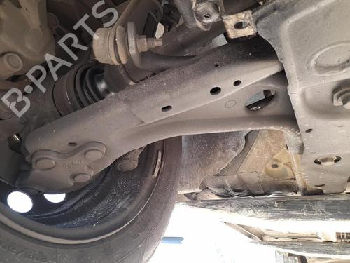 Used Right front suspension arm CITROËN C4 Picasso II 1.6 BlueHDi 120 (120 hp) 29594978