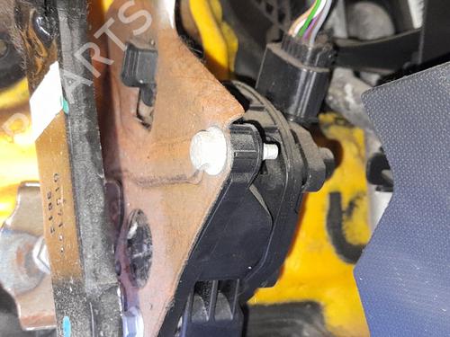 Pedal Pedal RENAULT CLIO IV (BH_) 1.5 dCi 75 (75 hp) 36754760 36754760