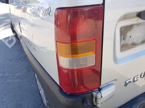 Used Left taillight Left taillight PEUGEOT EXPERT (224_) 2.0 HDI 16V (109 hp) 10529143 10529143