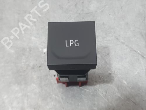 switch-renault-captur-ii-hf_-2020-34250483 main image