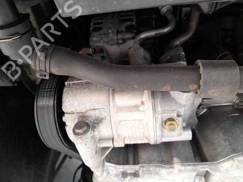 Used AC compressor AC compressor SKODA OCTAVIA III (5E3, NL3, NR3) 1.5 TSI (150 hp) 33886548 33886548
