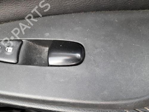 Used Right front window switch NISSAN PULSAR Hatchback (C13) 1.5 dCi (110 hp) 26976862