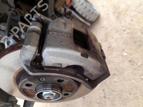 right-front-brake-caliper-mahindra-kuv100-k1-2016-30154005 main image