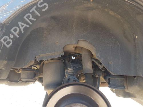 Used Wheel arch LAND ROVER RANGE ROVER III (L322) 3.6 D 4x4 (272 hp) 18680148