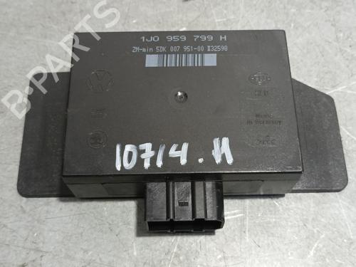 Used Electronic module VW PASSAT B5 (3B2) [1996-2001]  11850802