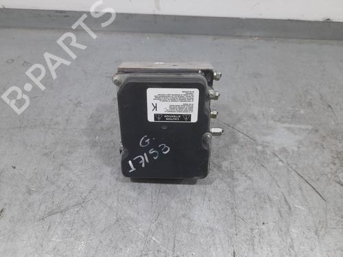 Used ABS pump TOYOTA AURIS (_E15_) 1.4 D-4D (NDE150_, NDE150R) (90 hp) 30081149