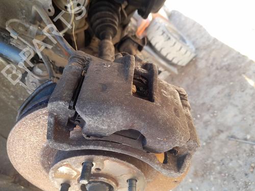 Used Right front brake caliper TOYOTA COROLLA (_E12_) 2.0 D-4D (CDE120R, CDE120L_) (110 hp) 30177876