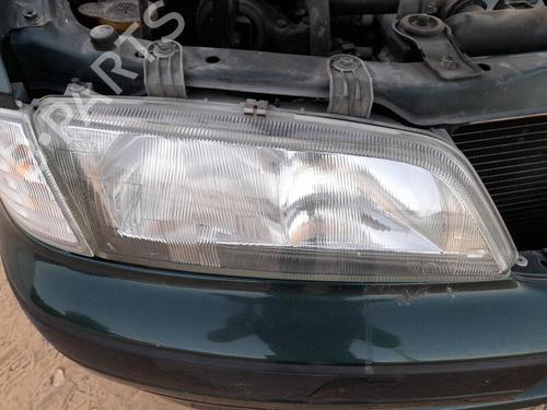 Højre forlygte NISSAN PRIMERA (P11) 1.6 16V (99 hp) 27515999