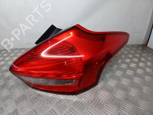 Used Right taillight FORD FOCUS III [2010-2020]  17745356