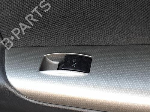 Used Right front window switch TOYOTA COROLLA (_E12_) 1.6 VVT-i (ZZE121_, ZZE121R) (110 hp) 29743309