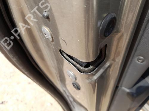 Venstre bak lås PEUGEOT 5008 (0U_, 0E_) 1.6 HDi (110 hp) 29917767