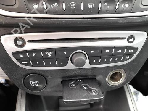 Bilradio RENAULT FLUENCE (L3_) 1.5 dCi (L30D, L30L, L306, L33F, L33L, L33M, L33V, L33W) 281155040R