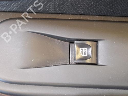 Used Right front window switch Right front window switch 37217771 37217771