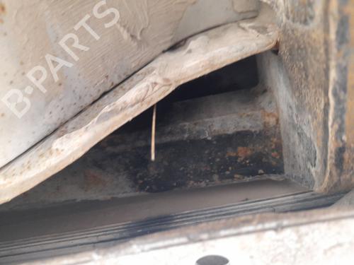 Used Rear bumper reinforcement NISSAN ALMERA I (N15) 2.0 D (75 hp) 31975528